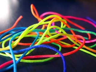 Обои разноцветные, веревка, шнурки, веревочки, colorful, rope, laces разрешение 1920x1440 Загрузить