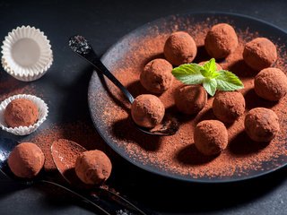 Обои конфеты, сладкое, десерт, какао, шоколадные конфеты, трюфели, candy, sweet, dessert, cocoa, chocolates, truffles разрешение 4256x2832 Загрузить