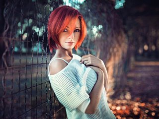 Обои глаза, virginie, свет, природа, девушка, портрет, модель, волосы, лицо, eyes, light, nature, girl, portrait, model, hair, face разрешение 2048x1288 Загрузить