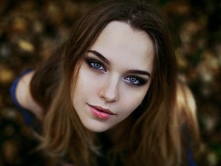 Обои глаза, девушка, портрет, взгляд, модель, волосы, лицо, eyes, girl, portrait, look, model, hair, face разрешение 2048x1363 Загрузить