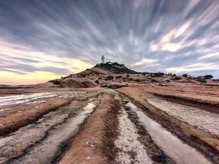 Обои небо, облака, берег, море, маяк, the sky, clouds, shore, sea, lighthouse разрешение 2048x1365 Загрузить