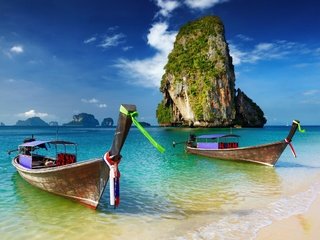 Обои море, пляж, лето, лодки, отдых, таиланд, тропики, sea, beach, summer, boats, stay, thailand, tropics разрешение 2560x1600 Загрузить
