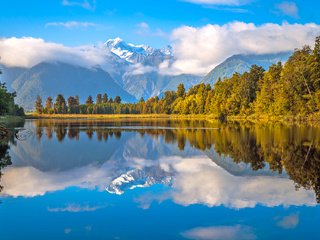 Обои облака, горы, лес, новая зеландия, озеро мэтсон, clouds, mountains, forest, new zealand, lake matheson разрешение 2048x1365 Загрузить