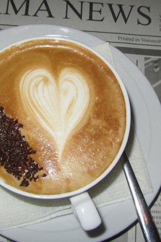 Обои кофе, сердце, кружка, чашка, газета, капучино, пенка, coffee, heart, mug, cup, newspaper, cappuccino, foam разрешение 4320x2432 Загрузить