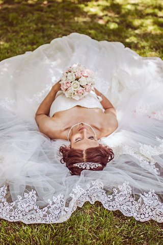 Обои платье, букет, свадьба, невеста, dress, bouquet, wedding, the bride разрешение 1920x1200 Загрузить