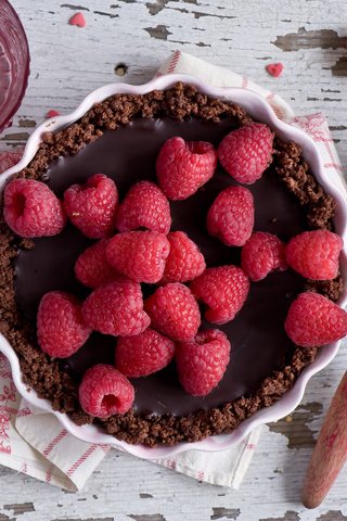 Обои малина, сахарная, ягоды, пудра, шоколад, сладкое, выпечка, десерт, пирог, натюрморт, raspberry, sugar, berries, powder, chocolate, sweet, cakes, dessert, pie, still life разрешение 2000x1377 Загрузить