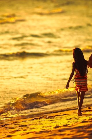 Обои пляж, девочка, прибой, женщина, beach, girl, surf, woman разрешение 2048x1365 Загрузить