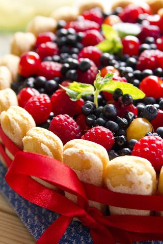 Обои малина, ягодный пирог, ягоды, kateryna artyukhova, вишня, сладкое, выпечка, десерт, пирог, смородина, raspberry, berry pie, berries, cherry, sweet, cakes, dessert, pie, currants разрешение 1920x1200 Загрузить