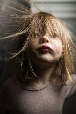 Обои взгляд, дети, девочка, волосы, малышка, look, children, girl, hair, baby разрешение 2048x1473 Загрузить