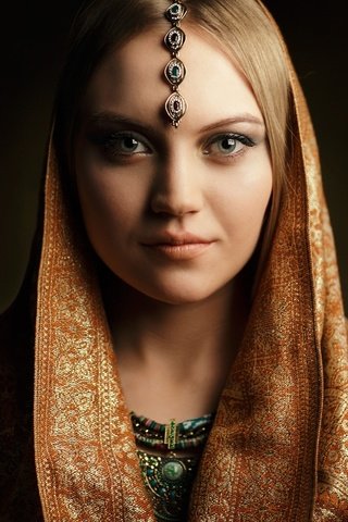 Обои глаза, девушка, портрет, взгляд, модель, лицо, позирует, alex rimsky, eyes, girl, portrait, look, model, face, posing разрешение 2048x1512 Загрузить