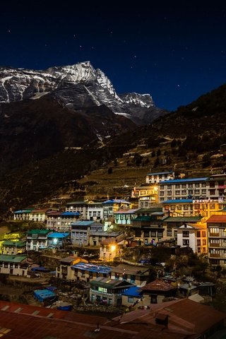 Обои огни, горы, город, дома, непал, национальный парк сагарматха, lights, mountains, the city, home, nepal разрешение 1920x1200 Загрузить