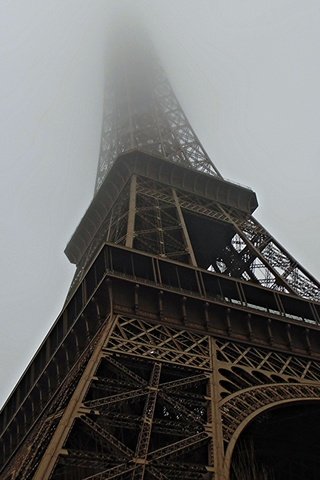 Обои туман, париж, франция, эйфелева башня, достопримечательность, fog, paris, france, eiffel tower, attraction разрешение 2560x1600 Загрузить
