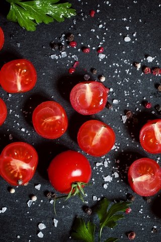Обои черный фон, овощи, помидоры, петрушка, специи, черри, black background, vegetables, tomatoes, parsley, spices, cherry разрешение 4752x3168 Загрузить