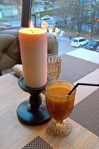 Обои еда, город, кофе, бар, свеча, коктель, food, the city, coffee, bar, candle, cocktail разрешение 2953x4300 Загрузить