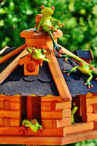 Обои зелень, дом, домик, крыша, лягушки, сувенир, greens, house, roof, frogs, souvenir разрешение 5990x3960 Загрузить