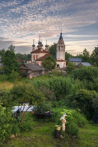 Обои вечер, лето, россия, церковь, дворик, вологодская область, устюжна, the evening, summer, russia, church, patio, vologda oblast, ustyuzhna разрешение 2098x1400 Загрузить