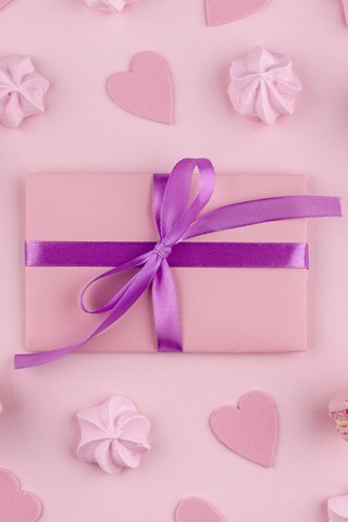 Обои фон, розовый, подарок, печенье, безе, macarons, меренги, background, pink, gift, cookies, meringue разрешение 5804x3874 Загрузить