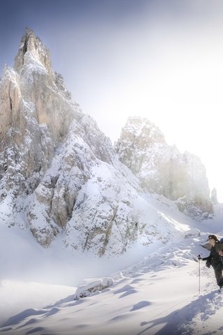 Обои горы, снег, природа, человек, mountains, snow, nature, people разрешение 3058x1406 Загрузить
