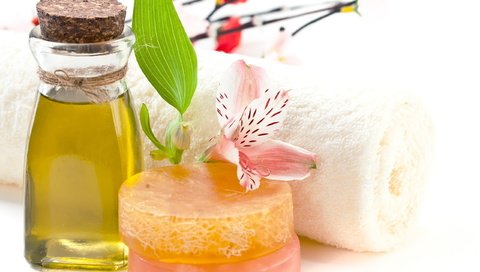 Обои цветы, спа, мыло, флакон, эфирные масла, flowers, spa, soap, bottle, essential oils разрешение 2560x1600 Загрузить