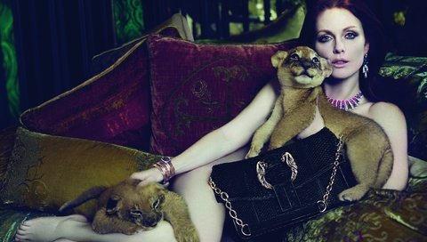 Обои модель, волосы, актриса, львята, диван, джулианна мур, model, hair, actress, the cubs, sofa, julianne moore разрешение 4961x3508 Загрузить