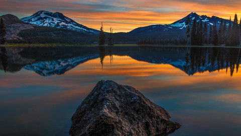 Обои деревья, вода, озеро, горы, закат, отражение, trees, water, lake, mountains, sunset, reflection разрешение 2048x1365 Загрузить