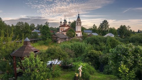 Обои вечер, лето, россия, церковь, дворик, вологодская область, устюжна, the evening, summer, russia, church, patio, vologda oblast, ustyuzhna разрешение 2098x1400 Загрузить