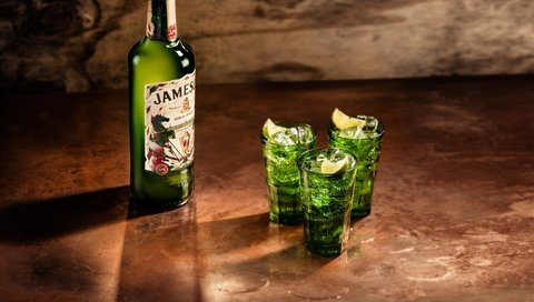 Обои лёд, лайм, стаканы, бутылка, алкоголь, виски, jameson, ice, lime, glasses, bottle, alcohol, whiskey разрешение 7680x4320 Загрузить