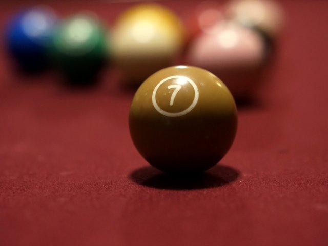 Обои шары, стол, спорт, бильярд, balls, table, sport, billiards разрешение 2560x1441 Загрузить