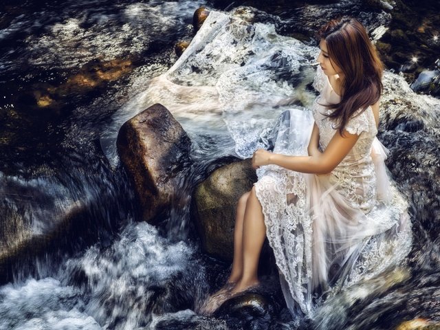 Обои река, камни, настроение, платье, азиатка, невеста, river, stones, mood, dress, asian, the bride разрешение 1920x1414 Загрузить