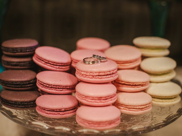 Обои кольца, свадьба, праздник, печенье, макаруны, ring, wedding, holiday, cookies, macaroon разрешение 3861x2574 Загрузить