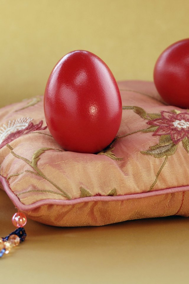 Обои пасха, яйца, подушка, easter, eggs, pillow разрешение 1920x1200 Загрузить