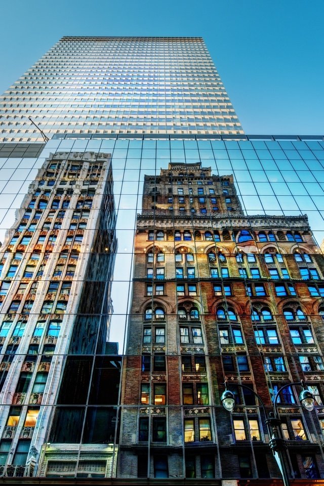 Обои отражение, небоскребы, фонарь, нью-йорк, здания, reflection, skyscrapers, lantern, new york, building разрешение 2560x1600 Загрузить