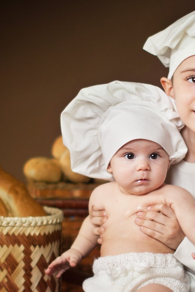 Обои дети, хлеб, мальчики, анна леванкова, поворята, children, bread, boys, anna levankova, povaryata разрешение 2796x2004 Загрузить