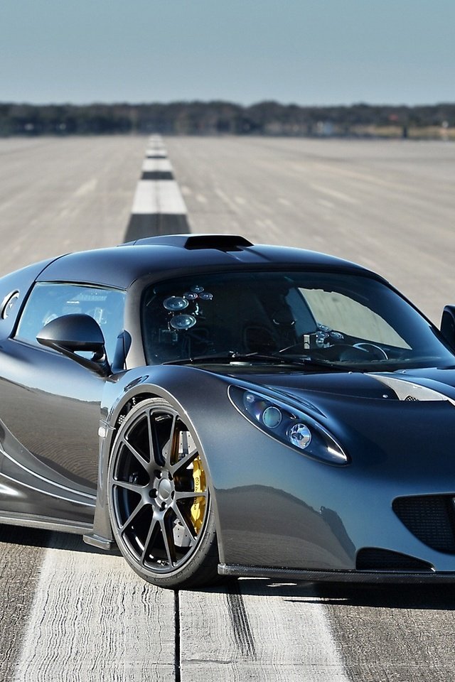 Обои hennessey venom gt разрешение 2048x1152 Загрузить