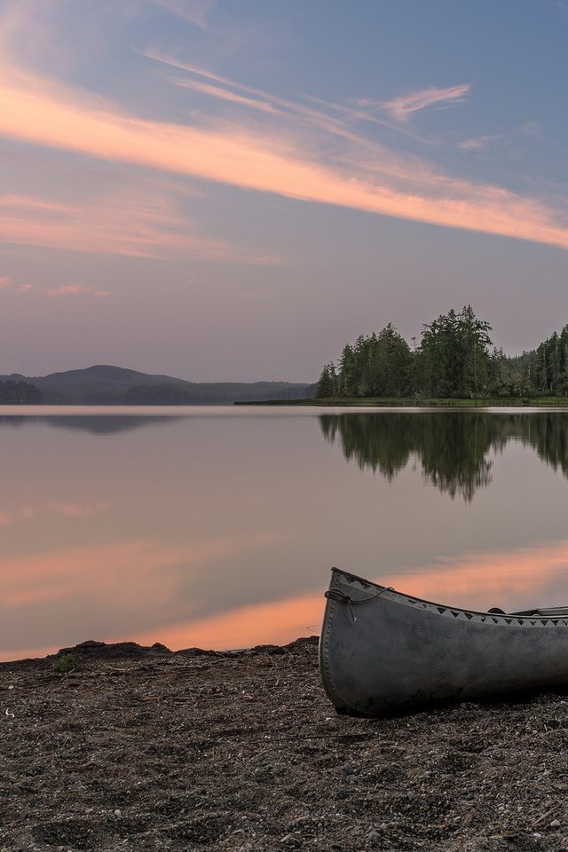 Обои озеро, лес, пляж, рассвет, лодка, lake, forest, beach, dawn, boat разрешение 1920x1200 Загрузить