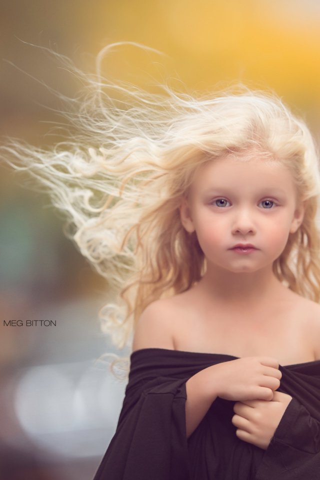 Обои настроение, дети, девочка, волосы, ветер, mood, children, girl, hair, the wind разрешение 2048x1390 Загрузить