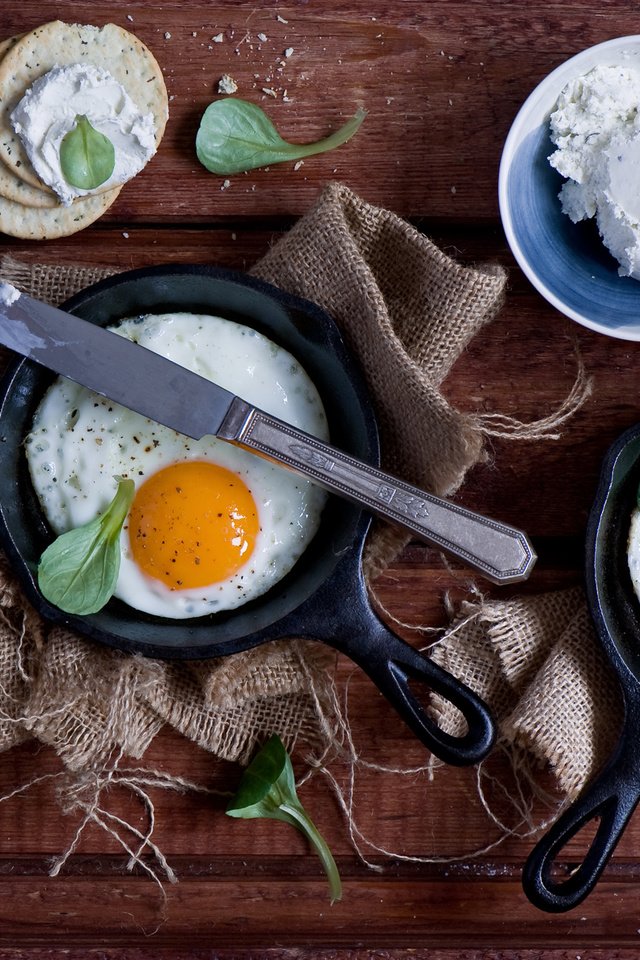 Обои завтрак, яйца, натюрморт, яичница, anna verdina, яицо, breakfast, eggs, still life, scrambled eggs, egg разрешение 2000x1337 Загрузить