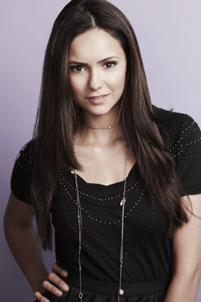 Обои брюнетка, актриса, нина добрев, brunette, actress, nina dobrev разрешение 2200x1467 Загрузить