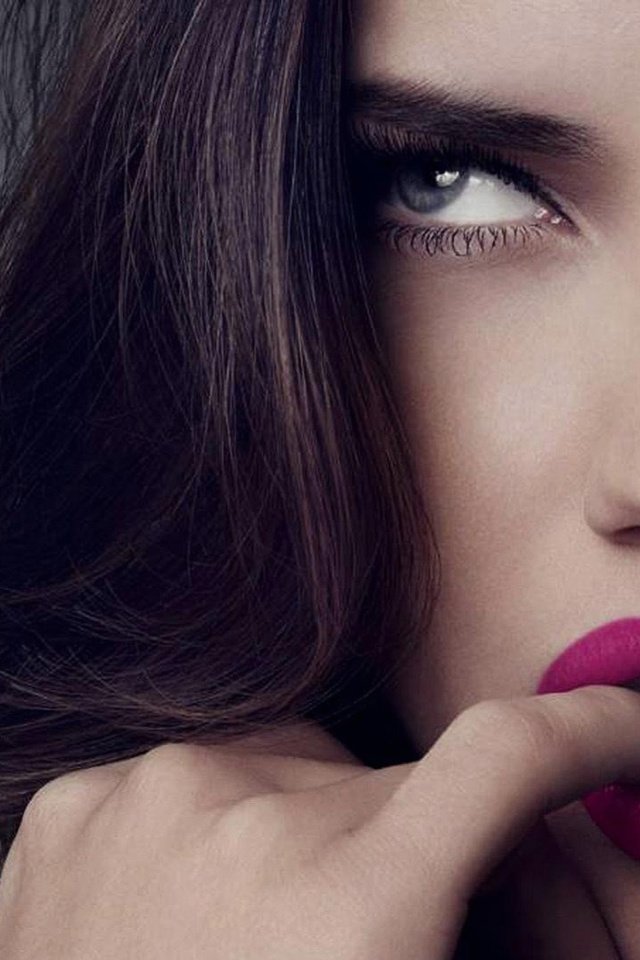 Обои брюнетка, модель, губы, лицо, адриана лима, brunette, model, lips, face, adriana lima разрешение 1920x1080 Загрузить