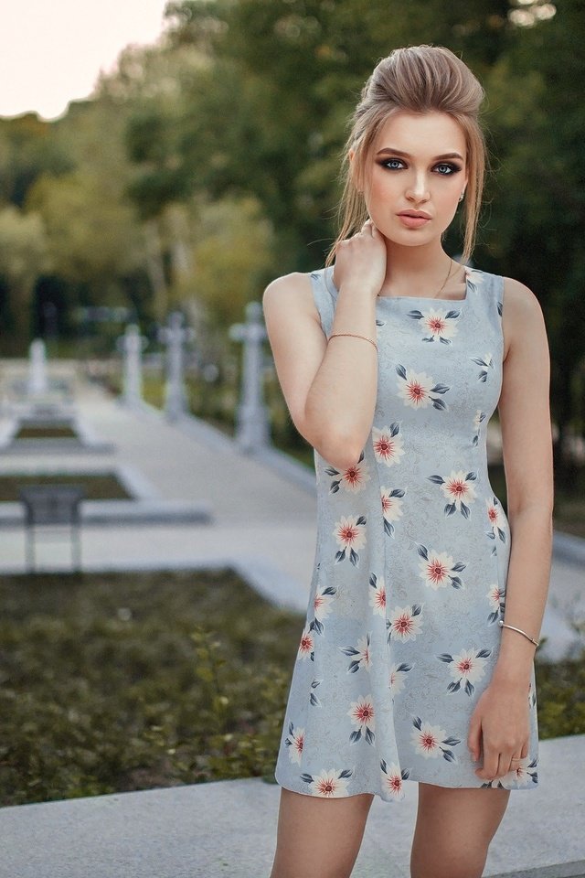 Обои девушка, платье, блондинка, взгляд, girl, dress, blonde, look разрешение 2048x1365 Загрузить