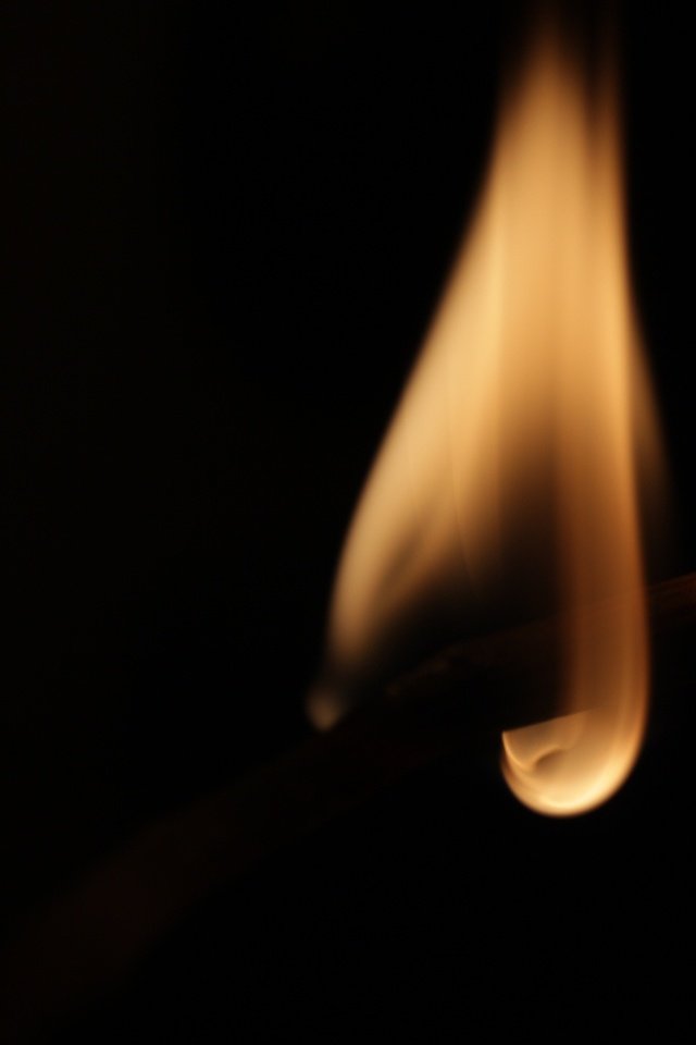 Обои пламя, фон, огонь, палочка, огонек, спичка, flame, background, fire, wand, light, match разрешение 1920x1280 Загрузить