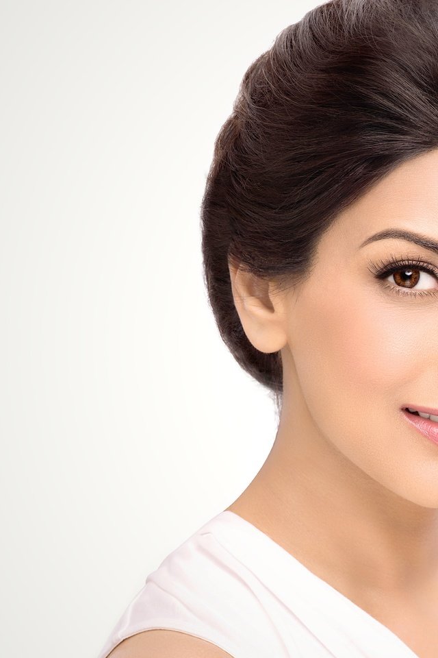 Обои глаза, актриса, девушка, индийская, улыбка, sonali bendre, сонали бендре, брюнетка, модель, волосы, губы, лицо, eyes, actress, girl, indian, smile, brunette, model, hair, lips, face разрешение 2743x1795 Загрузить