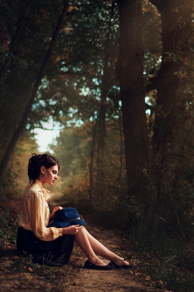 Обои природа, девушка, модель, в лесу, солнечный свет, макс кузин, nature, girl, model, in the woods, sunlight, max kuzin разрешение 2048x1280 Загрузить