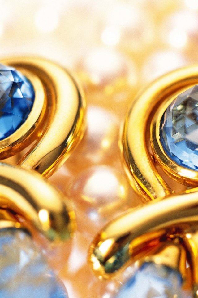 Обои золото, украшение, сёрьги, жемчуг, сережки, ювелирные изделия, сапфир, gold, decoration, earrings, pearl, jewelry, sapphire разрешение 1920x1080 Загрузить