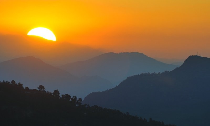 Обои горы, солнце, утро, mountains, the sun, morning разрешение 2500x1103 Загрузить