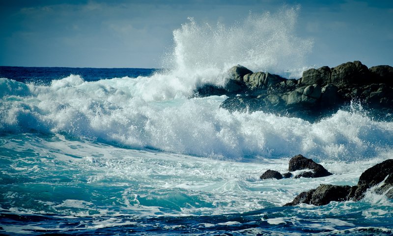 Обои скалы, камни, волны, море, rocks, stones, wave, sea разрешение 2560x1600 Загрузить