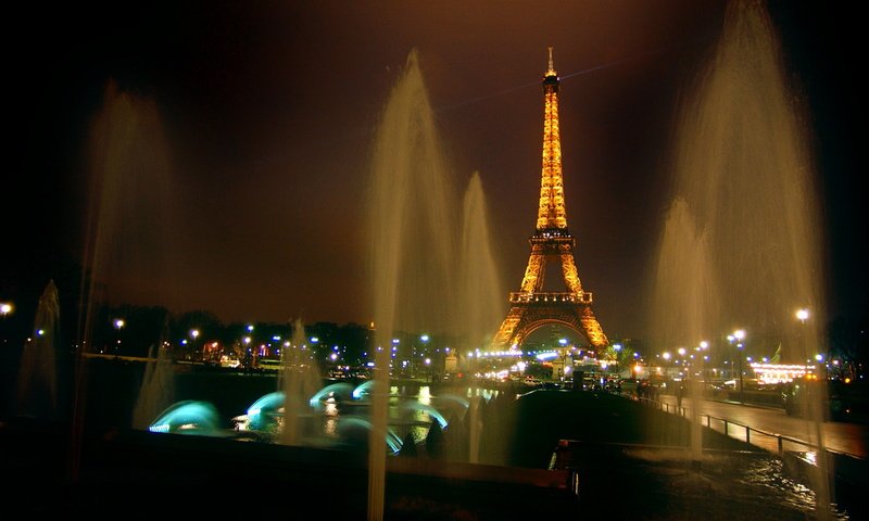 Обои ночь, париж, подсветка, эйфелева башня, фонтаны, night, paris, backlight, eiffel tower, fountains разрешение 2956x1893 Загрузить