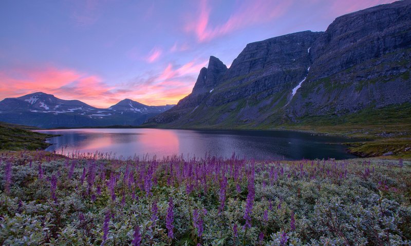 Обои озеро, горы, lake, mountains разрешение 2048x1365 Загрузить