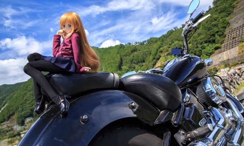 Обои игрушка, кукла, мотоцикл, ямаха, toy, doll, motorcycle, yamaha разрешение 2560x1600 Загрузить