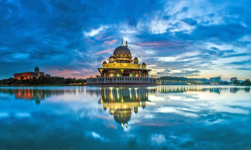 Обои малайзия, город путраджая в куала-лумпур, malaysia, the city of putrajaya in kuala lumpur разрешение 1920x1200 Загрузить